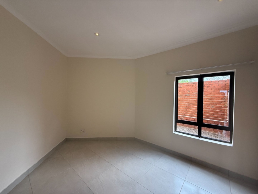 3 Bedroom Property for Sale in Landsmeer Residential Estate North West